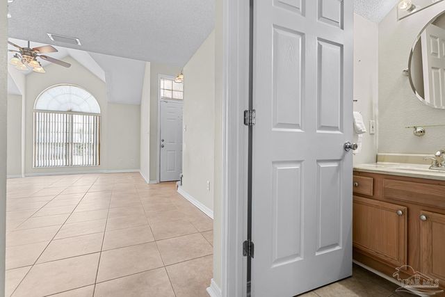 1310 Redwood Ln, Gulf Breeze, FL 32563