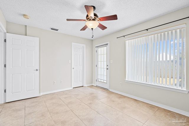 1310 Redwood Ln, Gulf Breeze, FL 32563