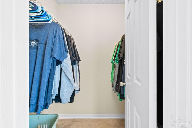 1310 Redwood Ln, Gulf Breeze, FL 32563