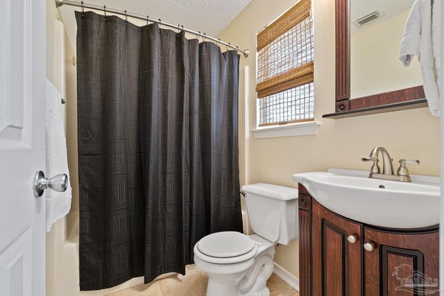 1310 Redwood Ln, Gulf Breeze, FL 32563