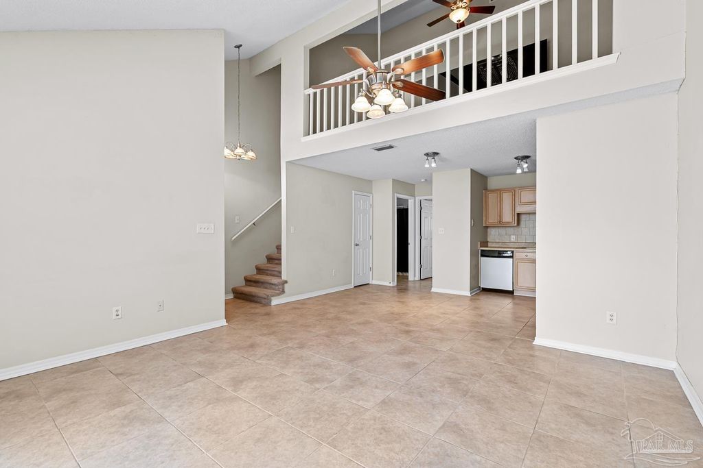 1310 Redwood Ln, Gulf Breeze, FL 32563