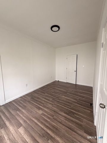 47-49 Putnam Street 1, Hartford, CT 06106