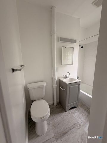 47-49 Putnam Street 1, Hartford, CT 06106