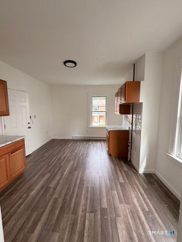 47-49 Putnam Street 1, Hartford, CT 06106