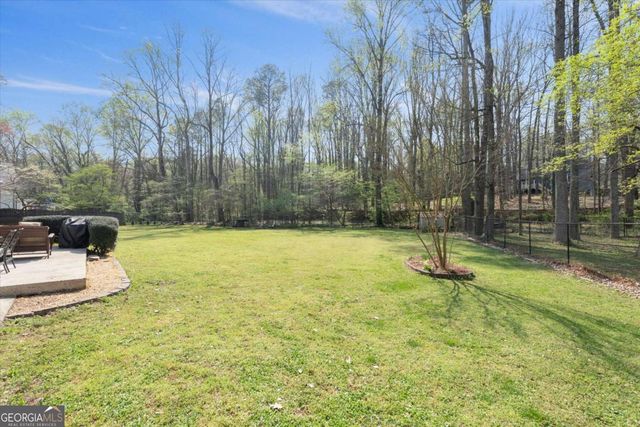 2662 Forest Way NE, Marietta, GA 30066