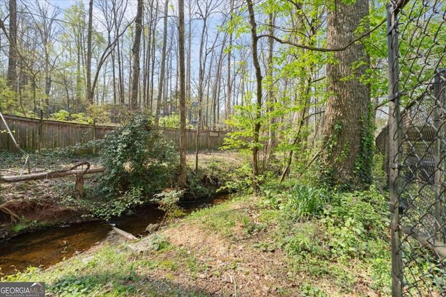 2662 Forest Way NE, Marietta, GA 30066