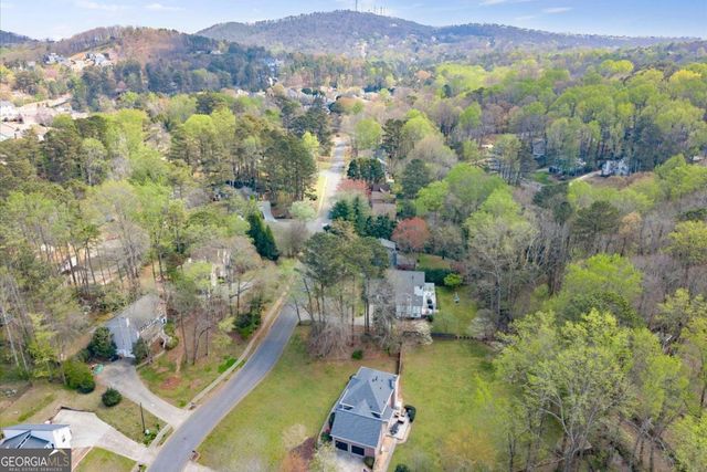 2662 Forest Way NE, Marietta, GA 30066