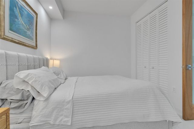 5701 Collins Ave PH08, Miami Beach, FL 33140