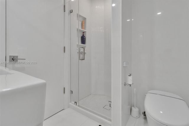 5701 Collins Ave PH08, Miami Beach, FL 33140