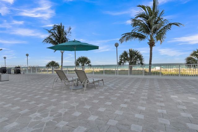 5701 Collins Ave PH08, Miami Beach, FL 33140