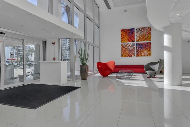 5701 Collins Ave PH08, Miami Beach, FL 33140