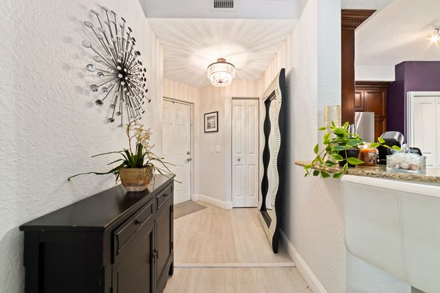1660 Renaissance Commons Boulevard 2301, Boynton Beach, FL 33426