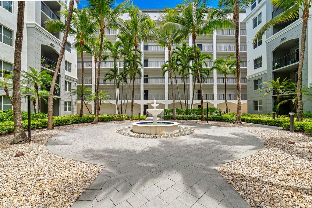 1660 Renaissance Commons Boulevard 2301, Boynton Beach, FL 33426