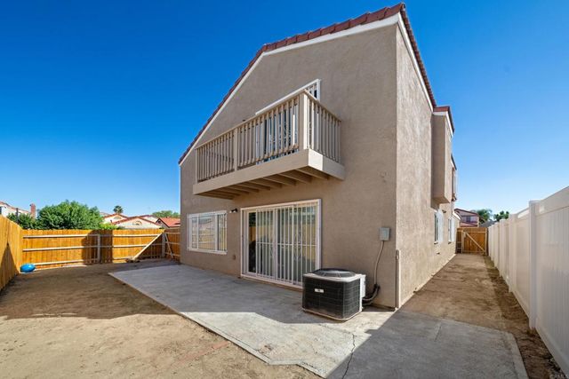 558 Cherry Vista Drive, Perris, CA 92571