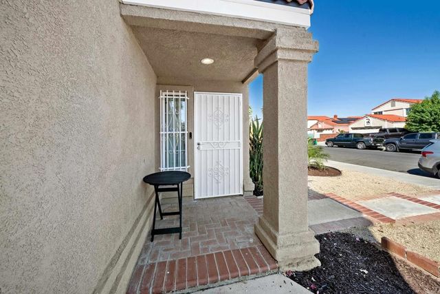 558 Cherry Vista Drive, Perris, CA 92571