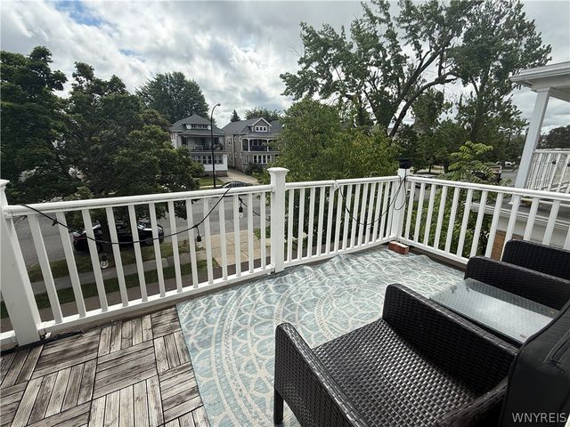 422 Colvin Avenue, Buffalo, NY 14216