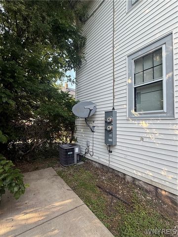 422 Colvin Avenue, Buffalo, NY 14216