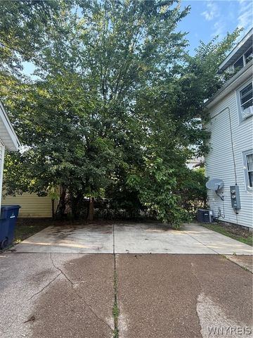 422 Colvin Avenue, Buffalo, NY 14216