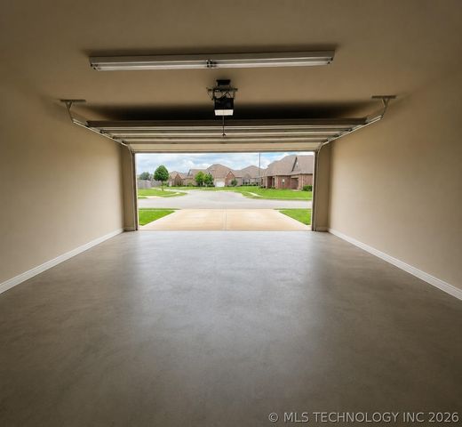 20617 E 31st Place, Broken Arrow, OK 74014