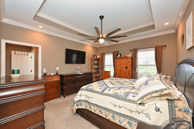 727A N Russell St, Portland, TN 37148