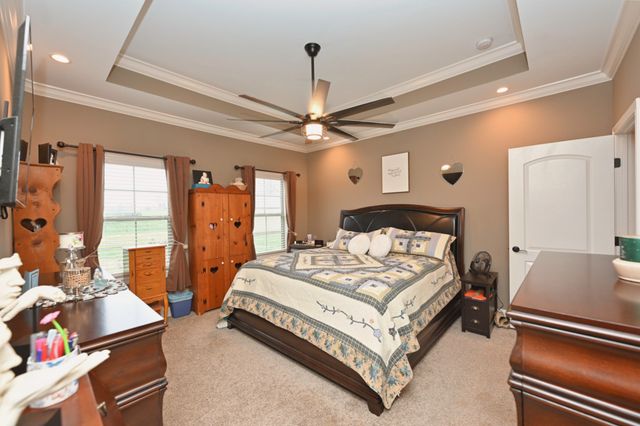 727A N Russell St, Portland, TN 37148