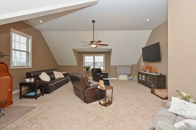 727A N Russell St, Portland, TN 37148