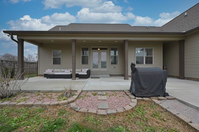 727A N Russell St, Portland, TN 37148