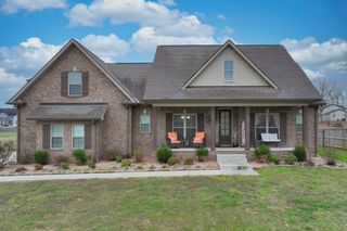 727A N Russell St, Portland, TN 37148