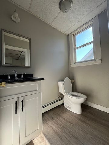 61 Lincoln Ave 2, Saugus, MA 01906