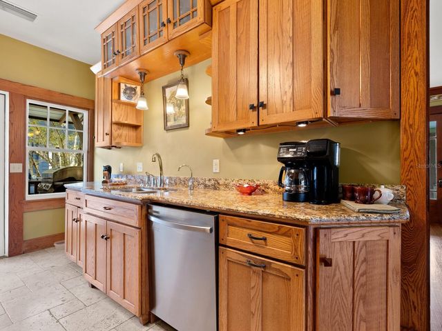 2322 7TH AVENUE W, Bradenton, FL 34205