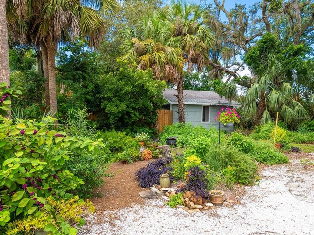 2322 7TH AVENUE W, Bradenton, FL 34205