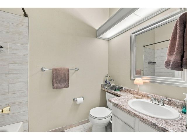 7667 S Steele St, Centennial, CO 80122