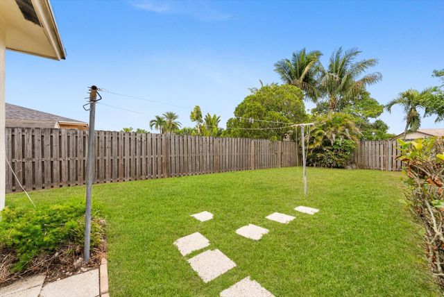 19612 Montana Lane, Boca Raton, FL 33434