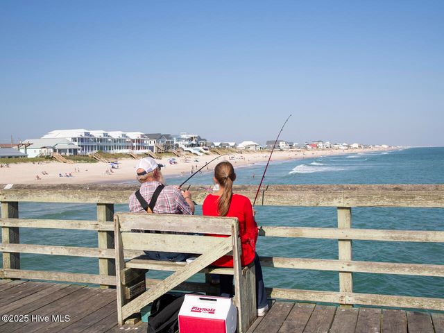 100 S Grassland Road Th 26, Surf City, NC 28445
