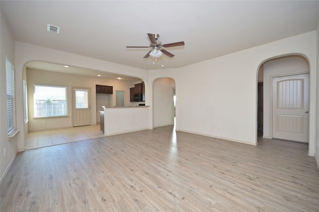 5933 Comanche Peak Drive, Fort Worth, TX 76179