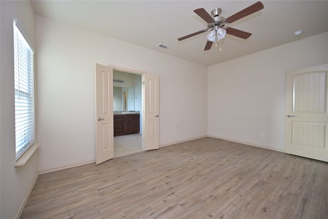 5933 Comanche Peak Drive, Fort Worth, TX 76179