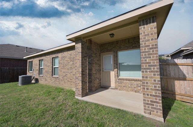 5933 Comanche Peak Drive, Fort Worth, TX 76179