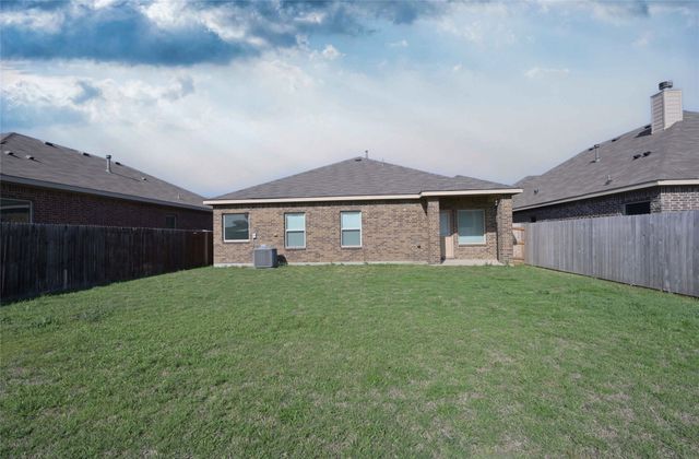 5933 Comanche Peak Drive, Fort Worth, TX 76179