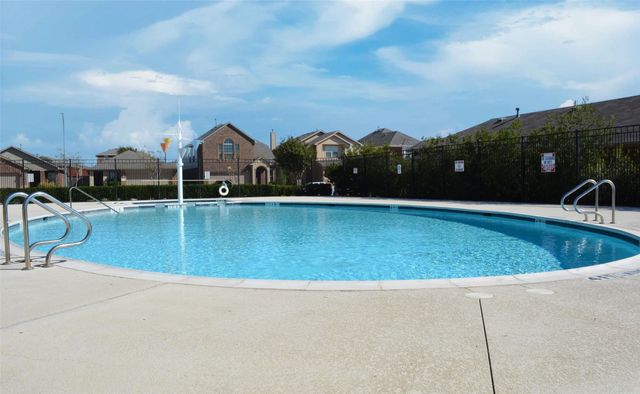 5933 Comanche Peak Drive, Fort Worth, TX 76179