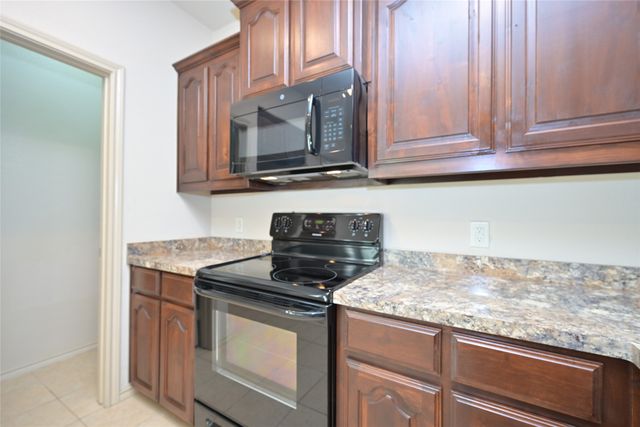 5933 Comanche Peak Drive, Fort Worth, TX 76179