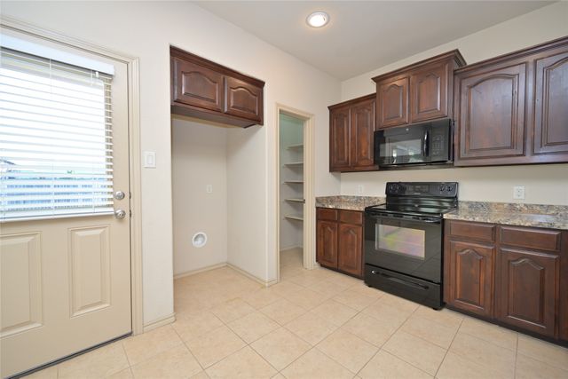 5933 Comanche Peak Drive, Fort Worth, TX 76179