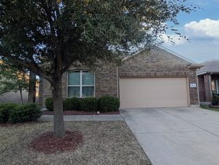 5933 Comanche Peak Drive, Fort Worth, TX 76179