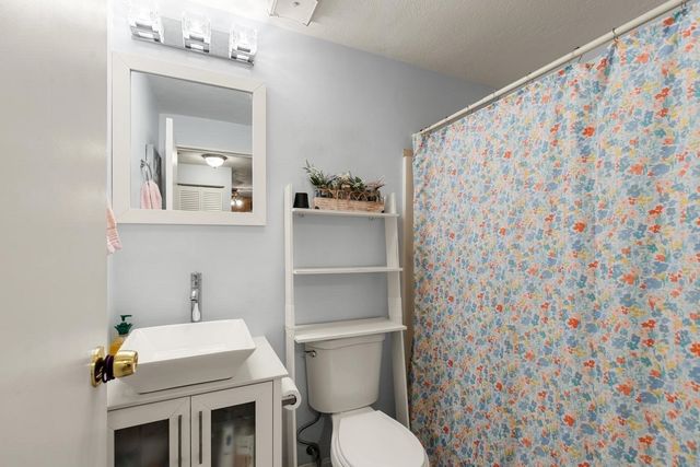 500 Northshore Road 6C, Peabody, MA 01960