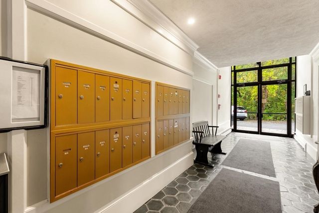 500 Northshore Road 6C, Peabody, MA 01960