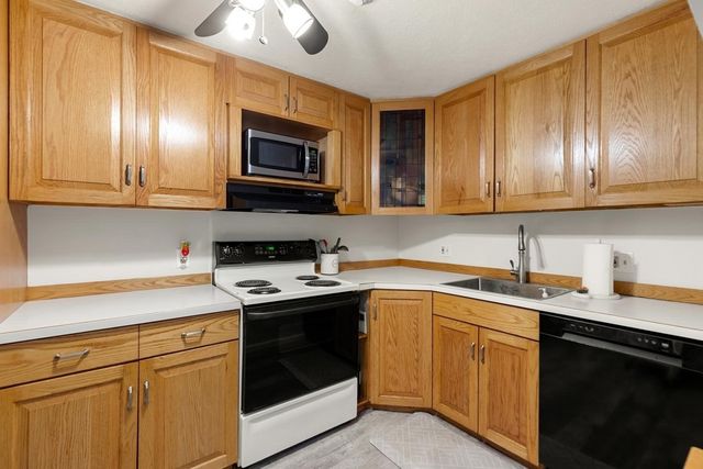 500 Northshore Road 6C, Peabody, MA 01960