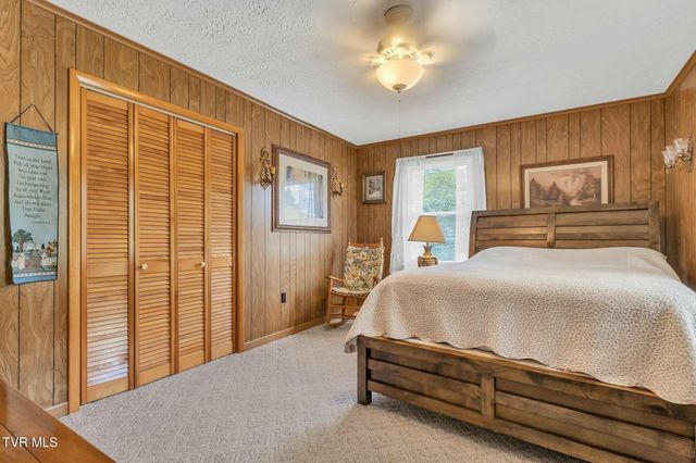 16044 Hamilton Street, Mendota, VA 24270