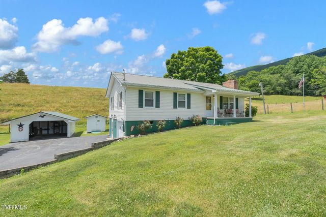 16044 Hamilton Street, Mendota, VA 24270