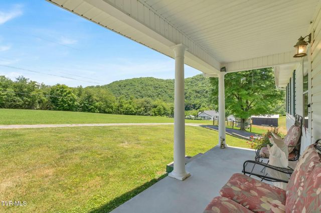 16044 Hamilton Street, Mendota, VA 24270