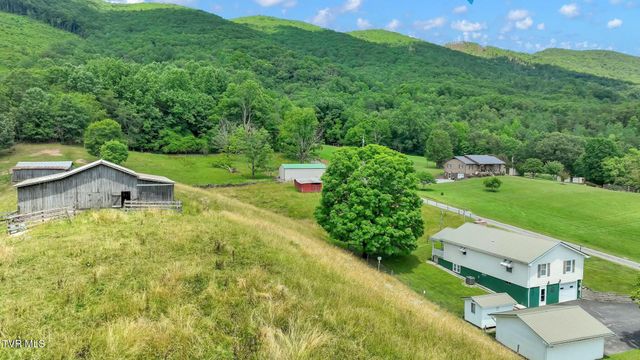 16044 Hamilton Street, Mendota, VA 24270