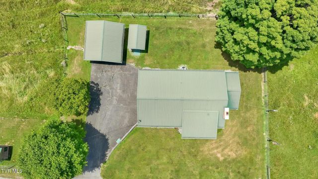 16044 Hamilton Street, Mendota, VA 24270